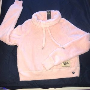 HOLLISTER FUZZY & SOFT PULLOVER